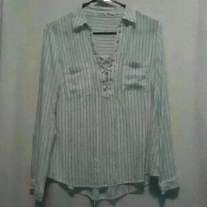 blue pepper size L 100% rayon blue and white stripe lightweight top